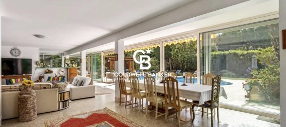 5 bedrooms Villa in Antibes, France No. 294705 3