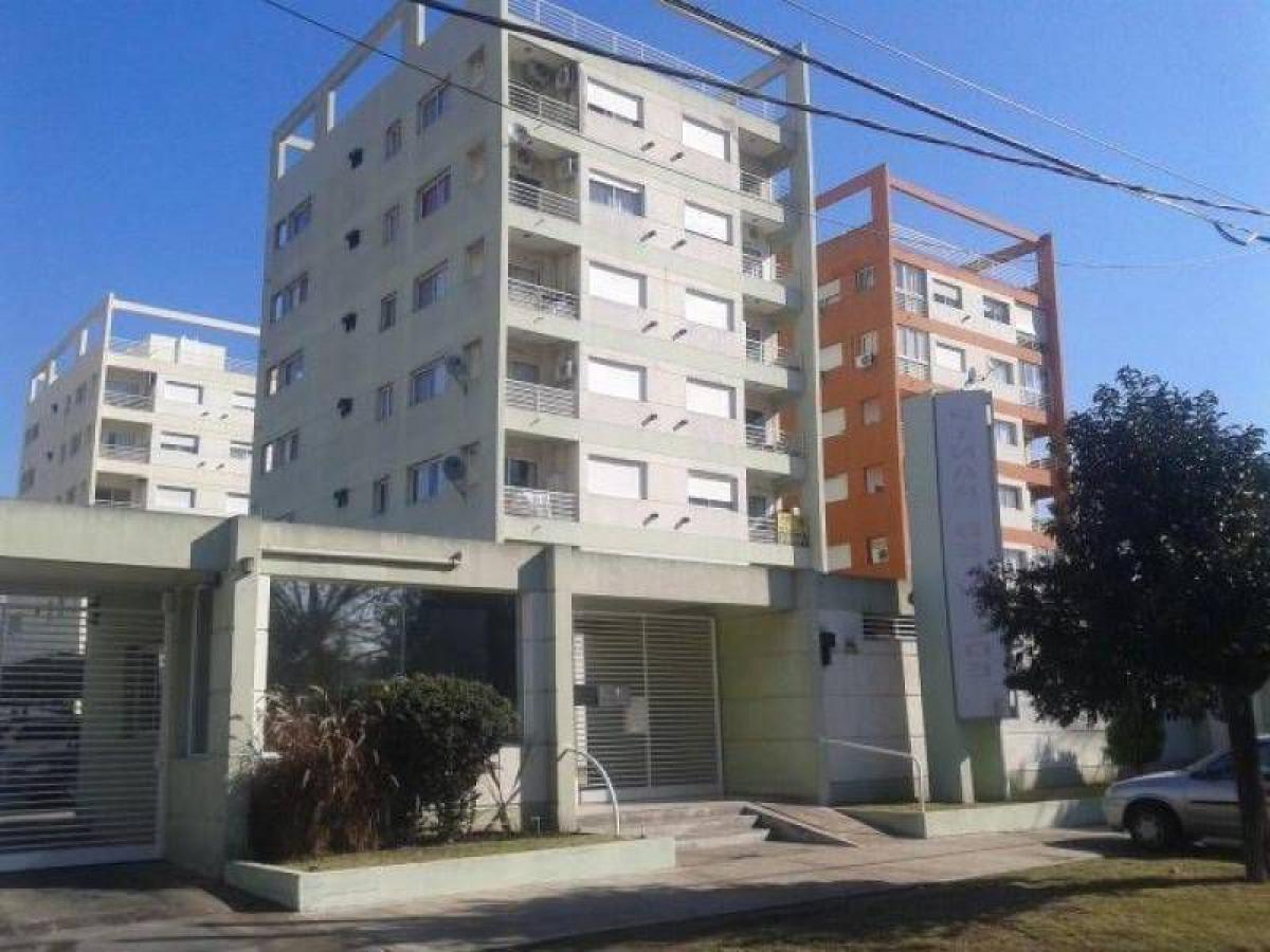 Studio in Avellaneda, Argentina, Nr. 7887