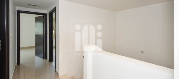 4 bedrooms Villa in Al Reef, UAE No. 950 11