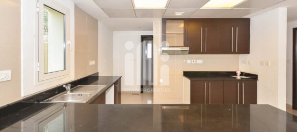 4 bedrooms Villa in Al Reef, UAE No. 950 13