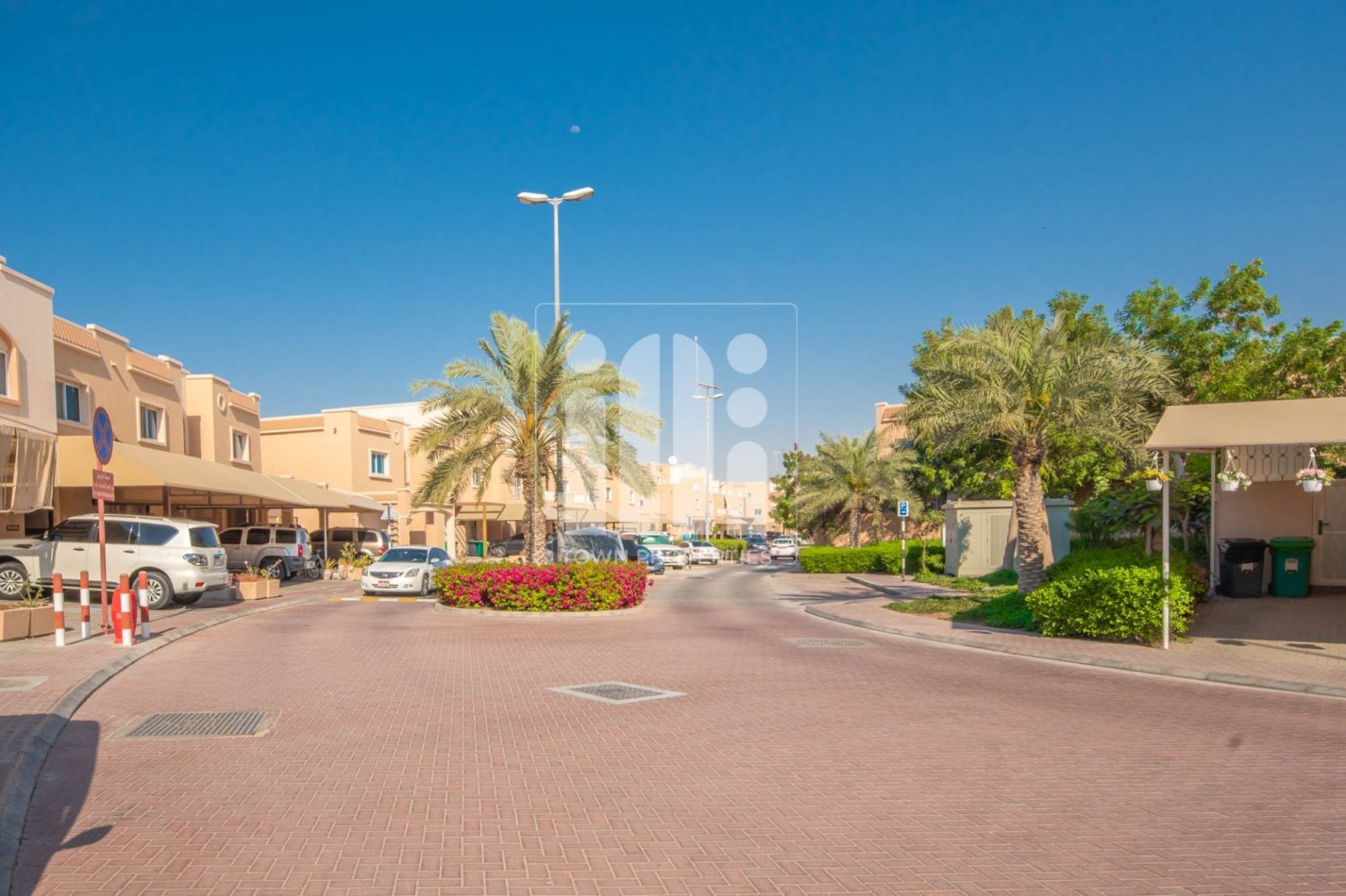 4 bedrooms Villa in Al Reef, UAE No. 950