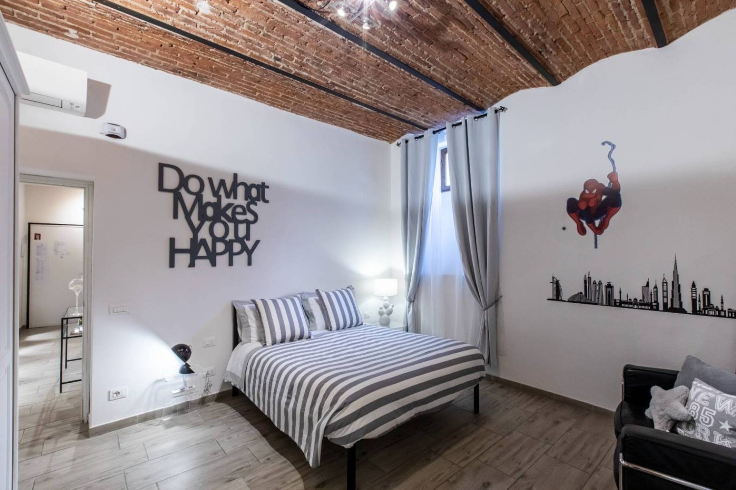 Квартира с 2 спальнями в Флоренция, Италия № 330096