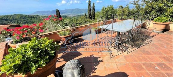 4 غرف نوم فيلا في Fosdinovo, Italy رقم 72385 31