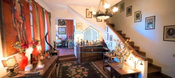 4 غرف نوم فيلا في Fosdinovo, Italy رقم 72385 23