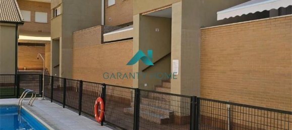 2 bedrooms Townhouse in Badajoz, Spain No. 146462 3