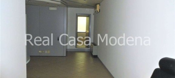 Büro in Formigine, Italy 100m², Nr. 79073 7