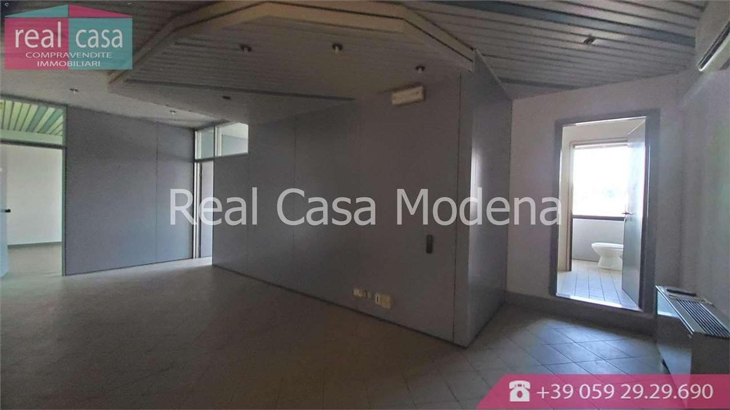 Büro in Formigine, Italy 100m², Nr. 79073