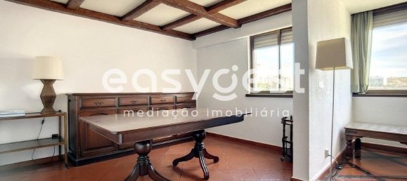 3 bedrooms Apartment in Lisbon, Portugal No. 81756 12