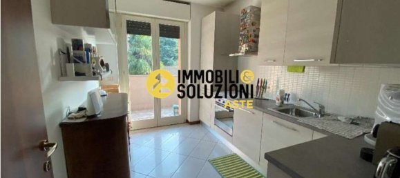 Apartamento de 3 divisões em Abbiategrasso, Italy N.º 7835 4