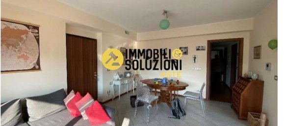 Apartamento de 3 divisões em Abbiategrasso, Italy N.º 7835 2