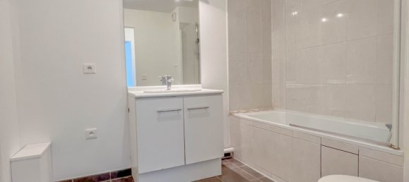 1 bedroom Apartment in Villenoy, France No. 348002 12