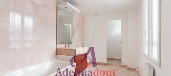 Квартира с 3 спальнями в Буа-Коломб, Франция № 165850 7