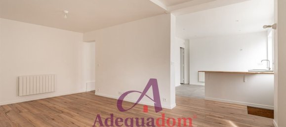 Квартира с 3 спальнями в Буа-Коломб, Франция № 165850 3