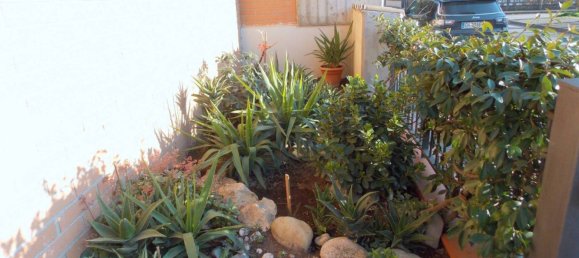 2 bedrooms House in Lissone, Italy No. 174792 3