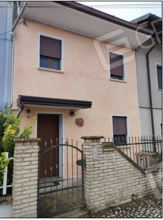 2 chambres Maison à Porto Viro, Italy No. 351109