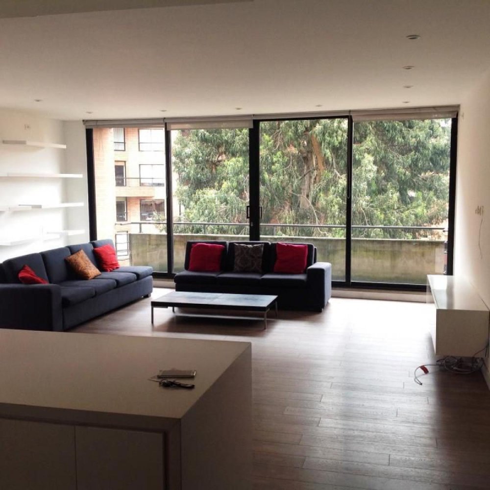 2 bedrooms House in Bogota, Colombia No. 12604