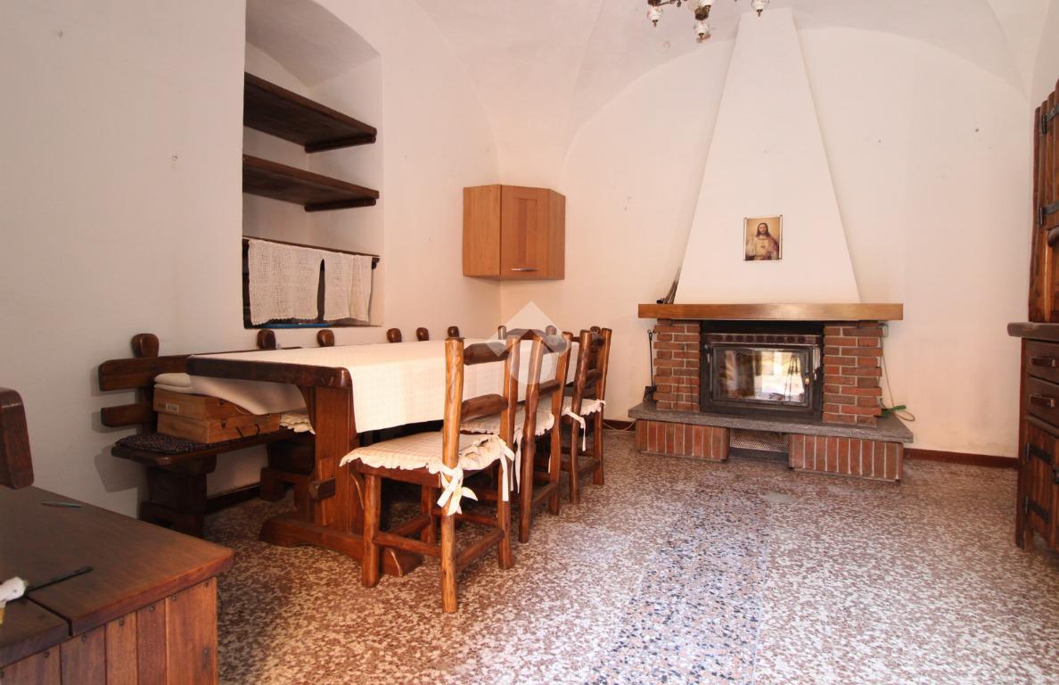 Дом с 3 комнатами в Сериате, Италия № 229349