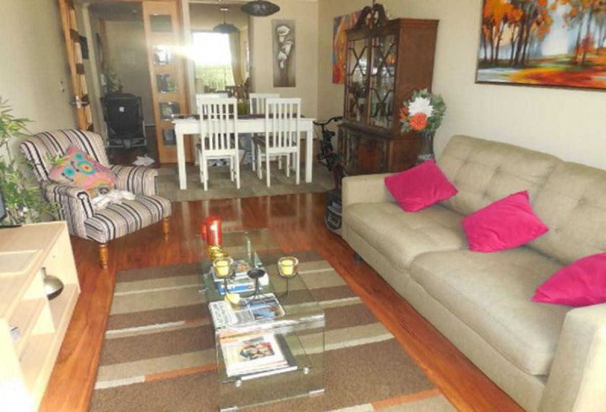 3 bedrooms Apartment in Santiago, Chile No. 5113