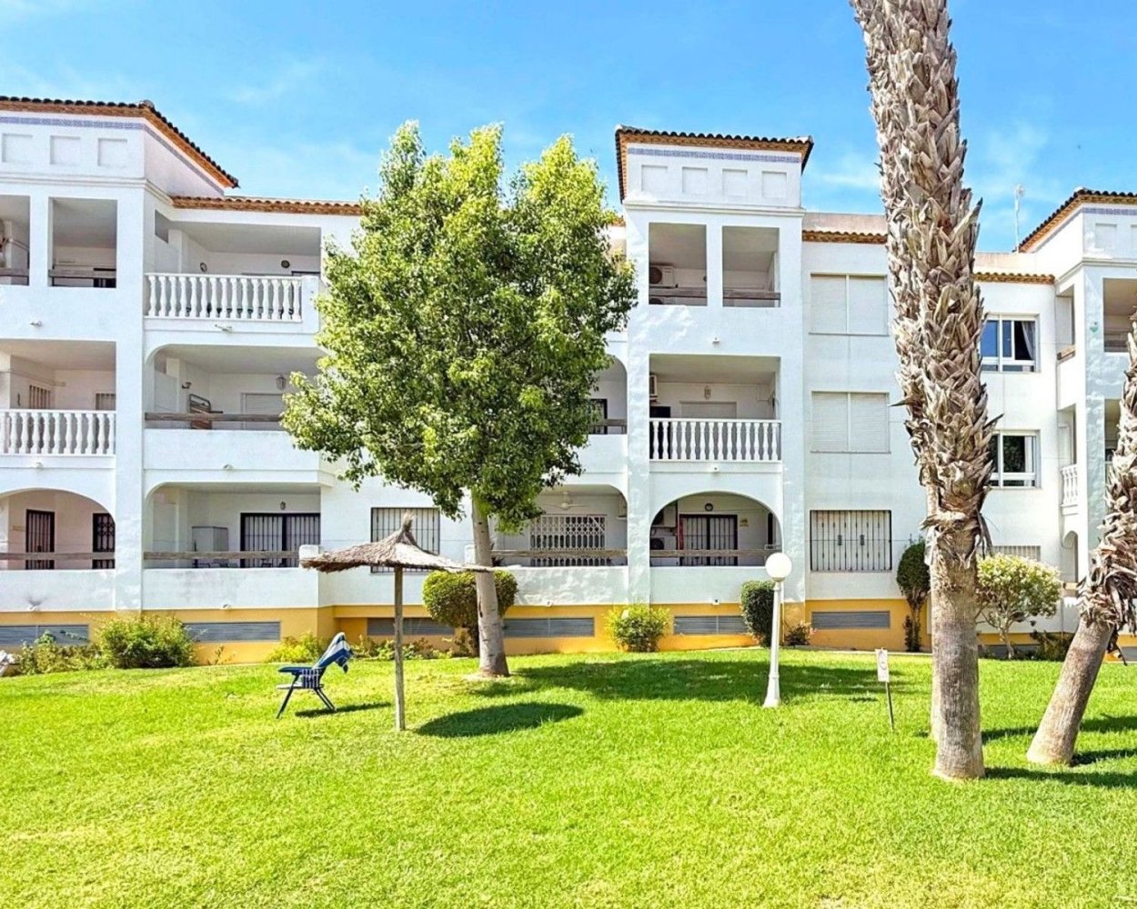 2 bedrooms Apartment in Alicante, Spain No. 249067