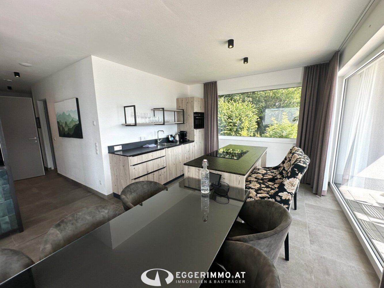 Квартира с 3 комнатами в Целль ам Зе, Австрия № 44316