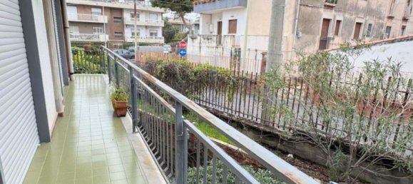 Квартира с 5 комнатами в Ачи Кастелло, Италия № 299562 15