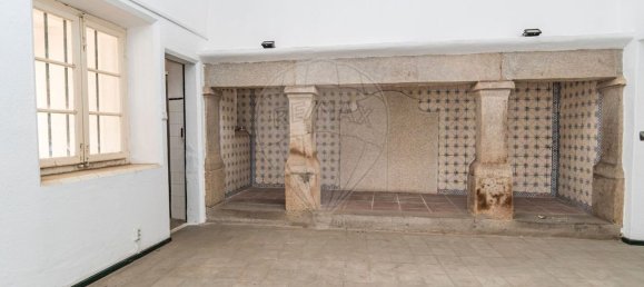 Bâtiment à Evora, Portugal 1499m² No. 140173 5