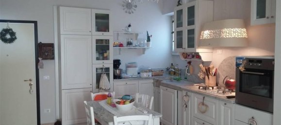 3 rooms Apartment in Tortona, Italy No. 27495 2