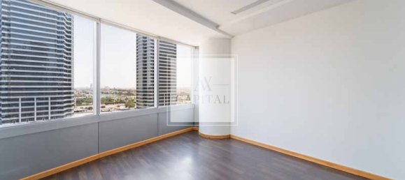 108.3m² Office in Jumeirah Lake Towers, UAE No. 51519 8