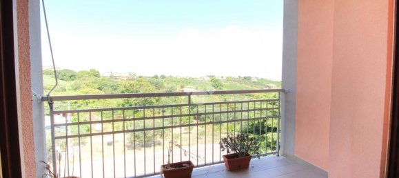 3 rooms Apartment in Ortona, Italy No. 287744 8