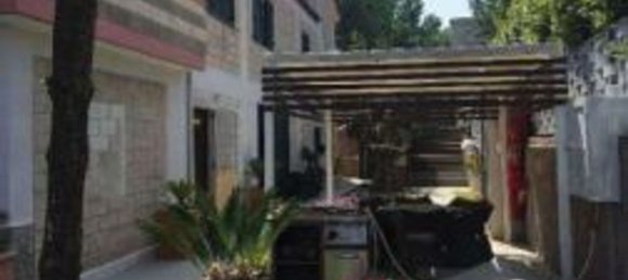 5 rooms Apartment in Monte di Procida, Italy No. 10295 4