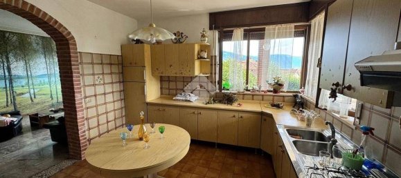3 bedrooms Villa in San Vito di Leguzzano, Italy No. 293845 8