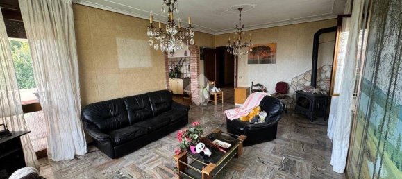 3 bedrooms Villa in San Vito di Leguzzano, Italy No. 293845 12