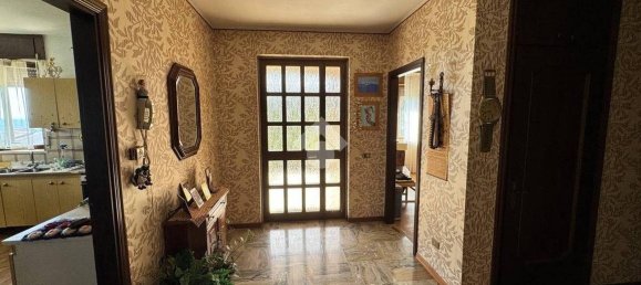 3 bedrooms Villa in San Vito di Leguzzano, Italy No. 293845 6