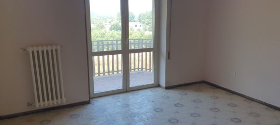 3 Schlafzimmer Wohnung in Atina, Italy, Nr. 347915 6