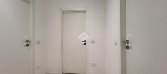 Квартира с 3 комнатами в Безана ин Брианца, Италия № 235161 67