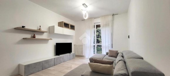 Квартира с 3 комнатами в Безана ин Брианца, Италия № 235161 57