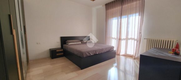 Квартира с 3 комнатами в Безана ин Брианца, Италия № 235161 8