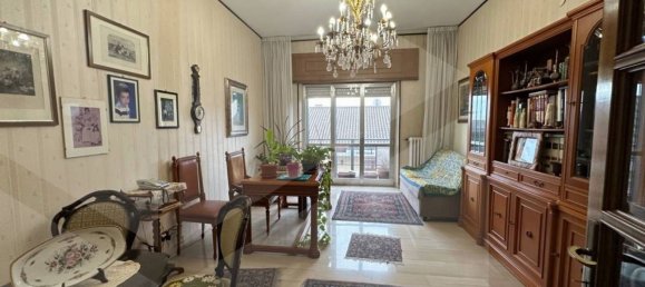 5 rooms Apartment in Avezzano, Italy No. 21080 2