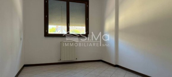 1 bedroom Apartment in Cento, Italy No. 304832 20