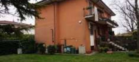 Apartamento de 8 habitaciónes en Curtatone, Italy No. 258991 2