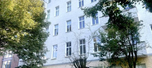 2 rooms Apartment in Wilmersdorf, Germany No. 232558 2