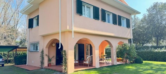 4 Schlafzimmer Haus in Massa, Italy, Nr. 112507 8