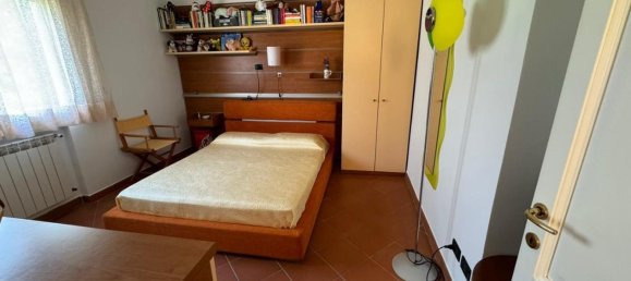 4 Schlafzimmer Haus in Massa, Italy, Nr. 112507 15