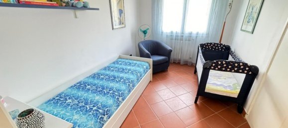 4 Schlafzimmer Haus in Massa, Italy, Nr. 112507 14