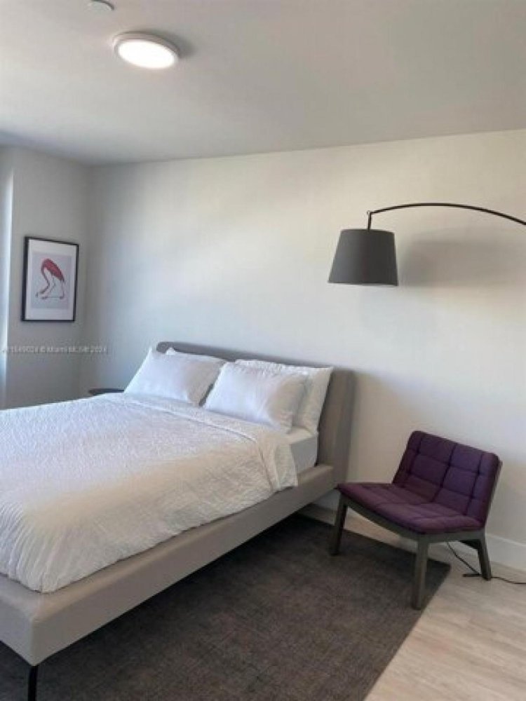 Дом с 2 спальнями в Майами, США № 254377