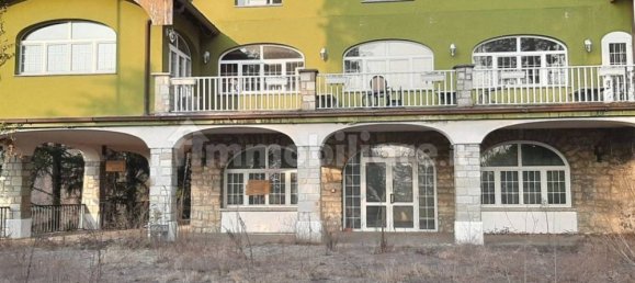 5-Zimmer Gewerbliche Immobilie in Calolziocorte, Italy, Nr. 176922 4