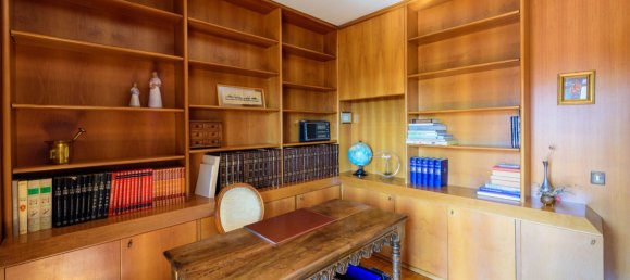 4-salle Appartement à Udine, Italy No. 269551 11