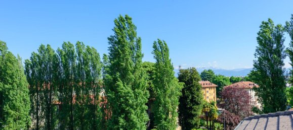 4-salle Appartement à Udine, Italy No. 269551 7