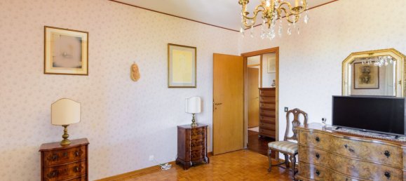 4-salle Appartement à Udine, Italy No. 269551 12