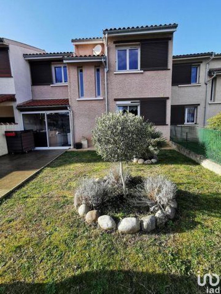 4 bedrooms House in Tarbes, France No. 30373